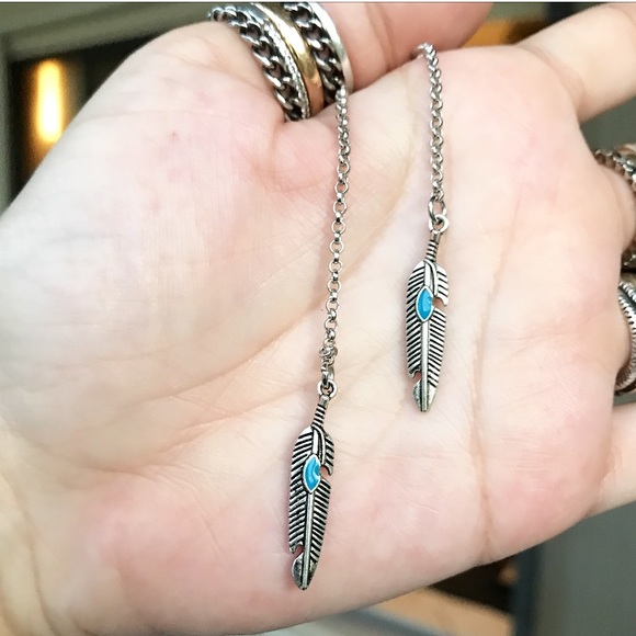 🔴SALE ! Asymmetrical silver feather boho earrings - Picture 7 of 9